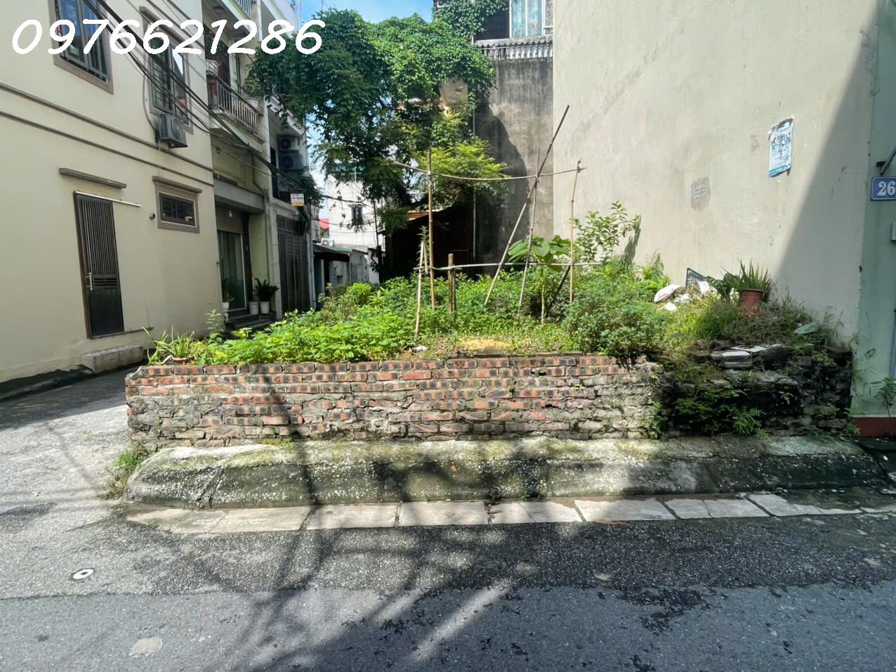 BÁN ĐẤT  LÔ GÓC SIÊU ĐẸP – 98 m2NGÔ GIA TỰ-LONG BIÊNNGÕ THÔNG – Ô TÔ VÀO TẬN NƠI – KINH DOANH 2