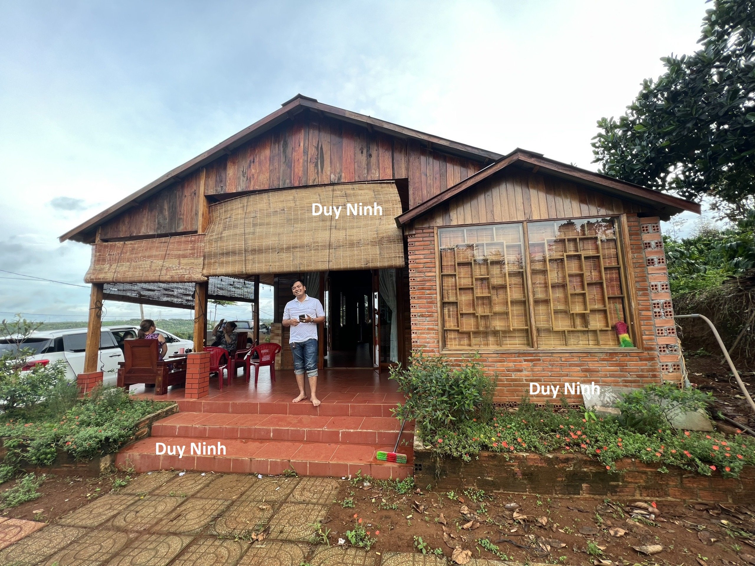 Bể nợ để lại giá rẻ mảnh đất vườn phủ hồng ngay, QL14, UBND Xã, view hồ Đắk Ru