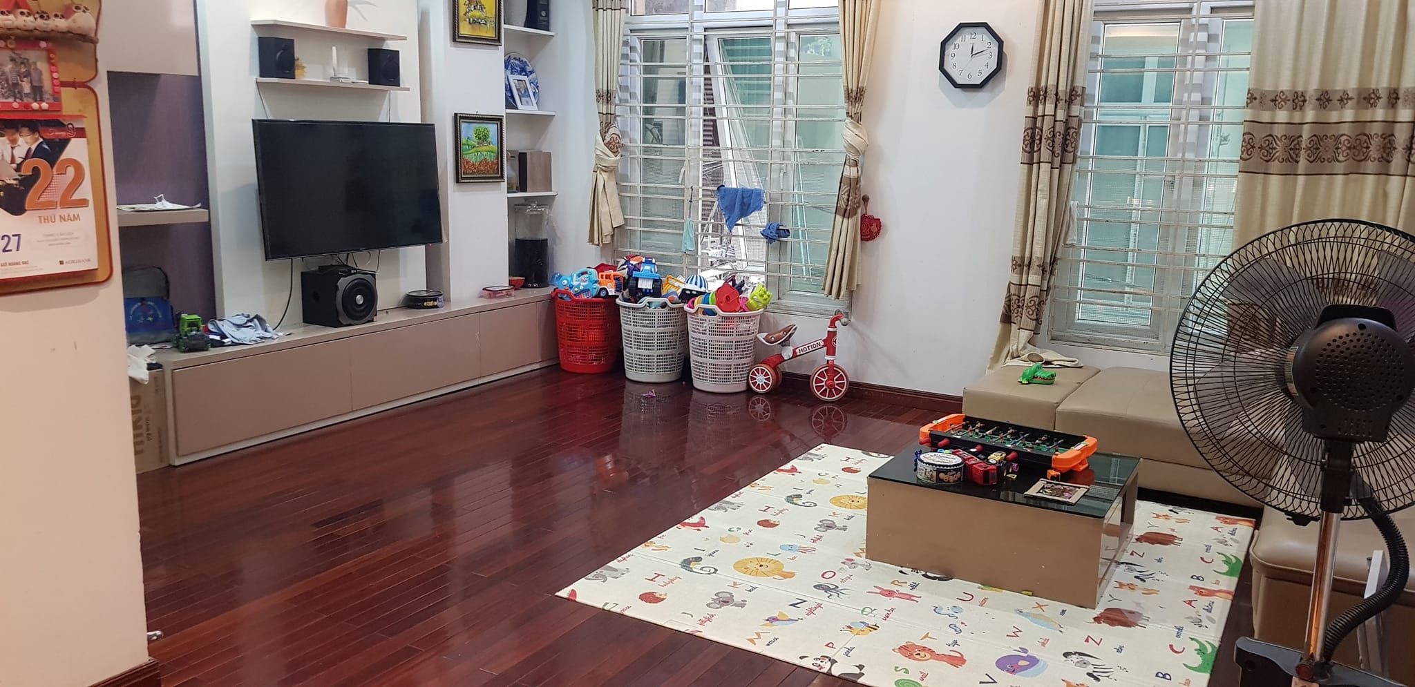 Bán nhà  ngõ 29 Dịch Vọng Cầu Giấy : 42M2, MT 4.1m, 4.7 tỷ sầm uất, rất gần ô tô- ở ngay 2