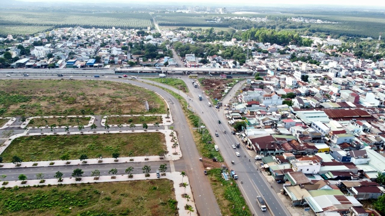 Lô đất nằm ngay mặt tiền DT769, xã Hưng Lộc, huyện Thống Nhất, tỉnh Đồng Nai. 2