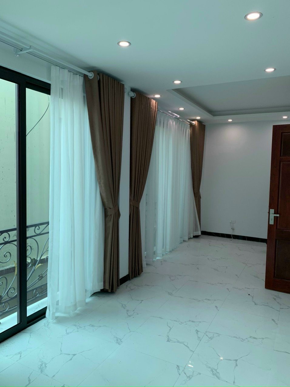 Bán nhà Hà Đông ngõ đường Mậu Lương, cách đường ô tô 50m, 2.95 tỷ, 40m2, MT 8m, 4 tầng 3