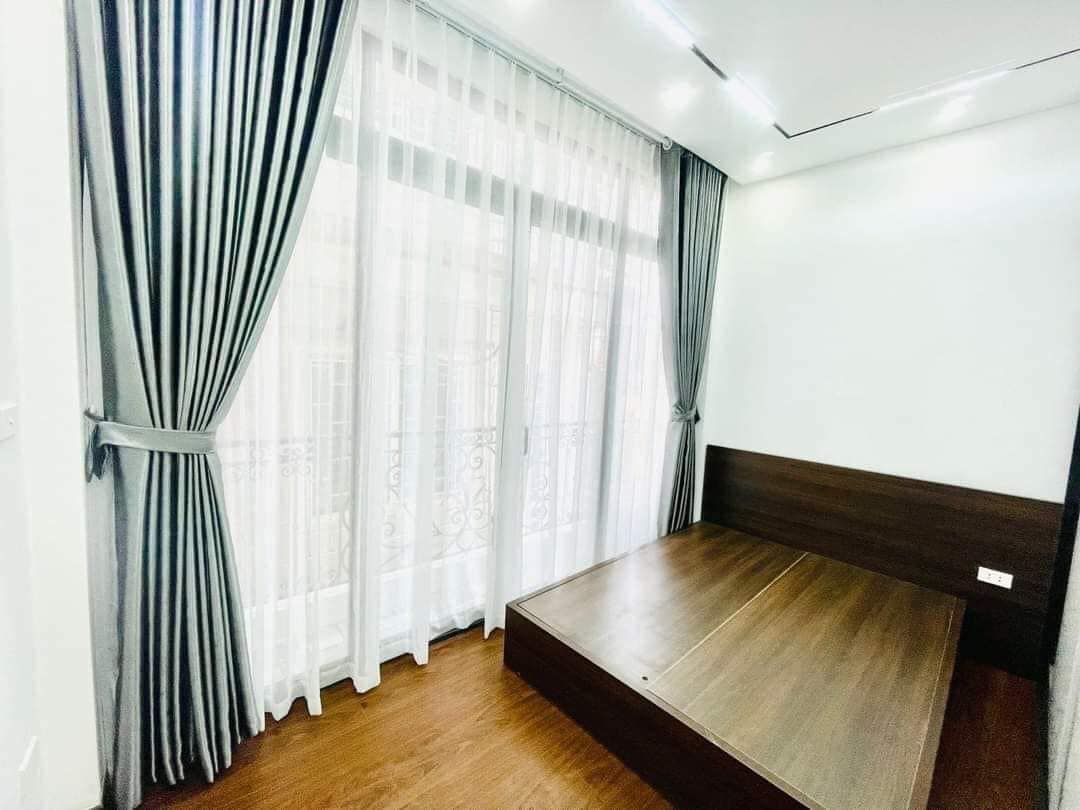 Bán nhà siêu đẹp Trần Thái Tông,Cầu Giấy,42m2x5T,lô góc,3 thoáng,nhà đẹp ở ngay,giá 5.2 tỷ 0969945393 4