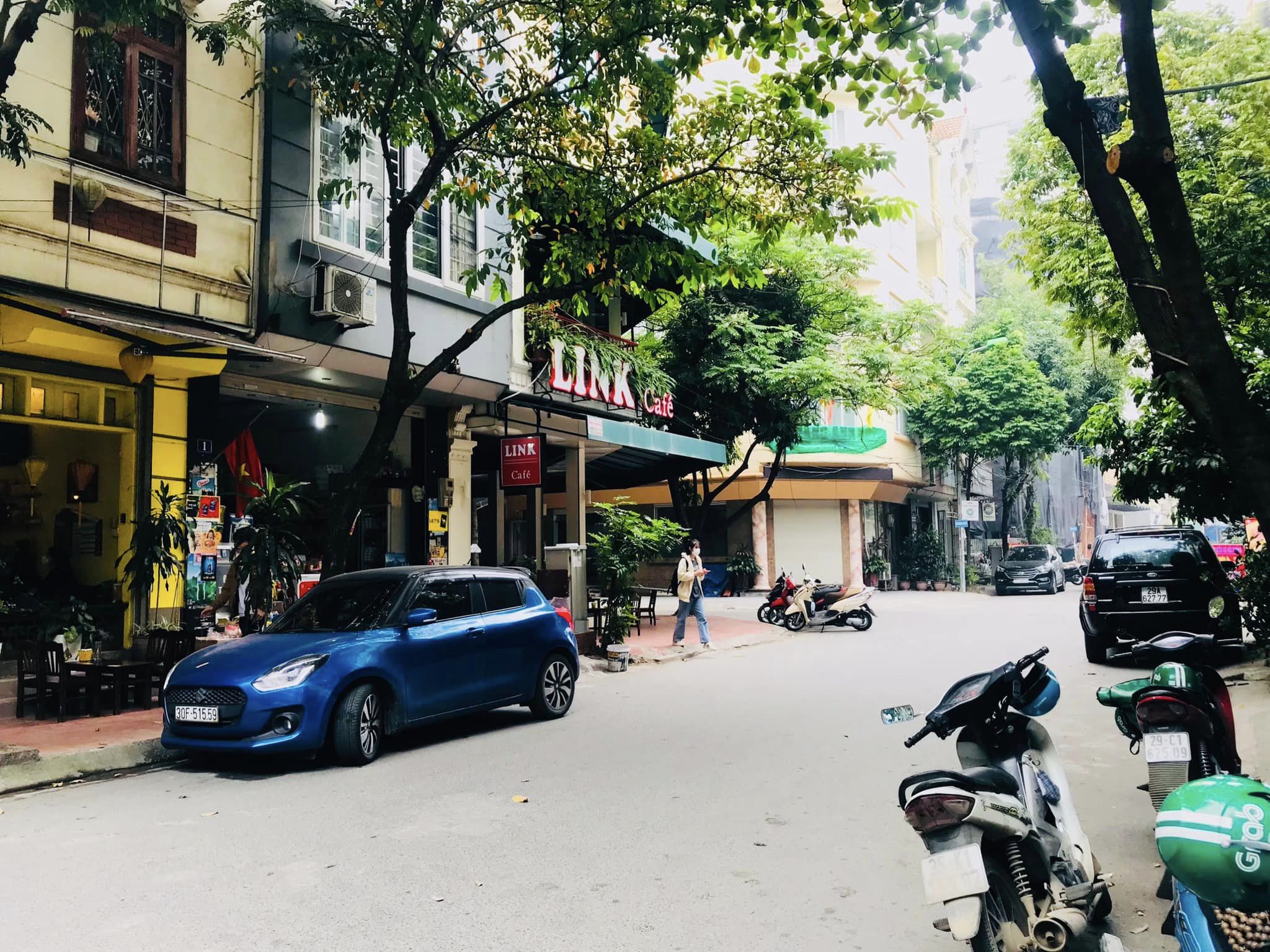 Bán Tòa Văn Phòng Cầu giấy – Ô Tô Tránh Đỗ 8 Tầng 1 Hầm -Mặt tiền 9.5M 38 Tỷ