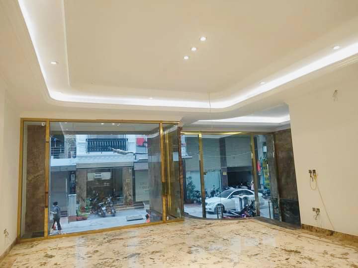 Bán Tòa Văn Phòng Cầu giấy – Ô Tô Tránh Đỗ 8 Tầng 1 Hầm -Mặt tiền 9.5M 38 Tỷ 4