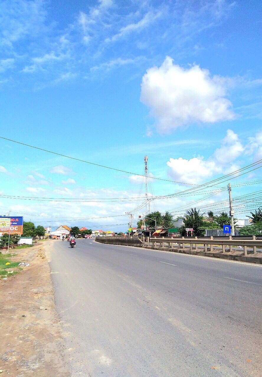 Cần bán Đất đường Quốc lộ 1A, Xã Ninh Lộc, Diện tích 381m², Giá 3.4 Tỷ 2