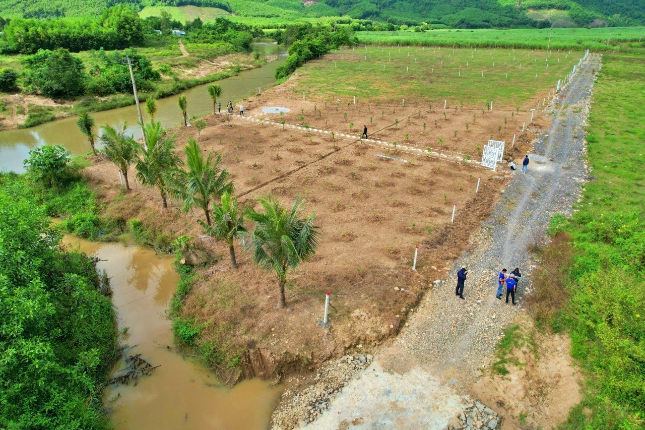 BÁN LÔ ĐẤT VƯỜN SÁT SÔNG CHÒ KHÁNH VĨNH, KHÁNH HÒA, GIÁ CHỈ 380 TRIỆU 4