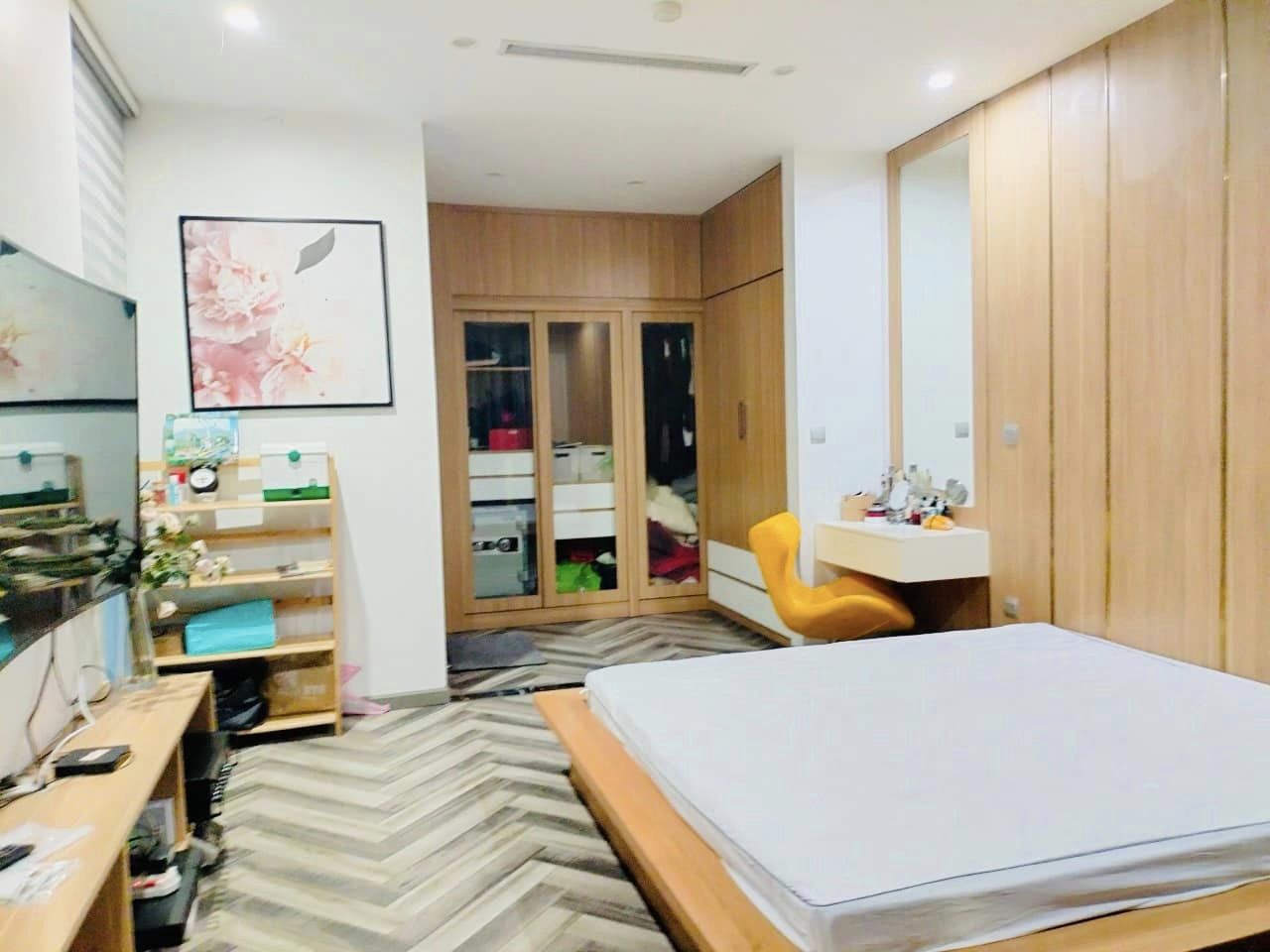 "BÁN NHÀ NGÕ 180 ĐÌNH THÔN KĐT MỸ ĐÌNH ÔTÔ TRÁNH: 66M2, MT 6.5M, 5.7 TỶ  " 2