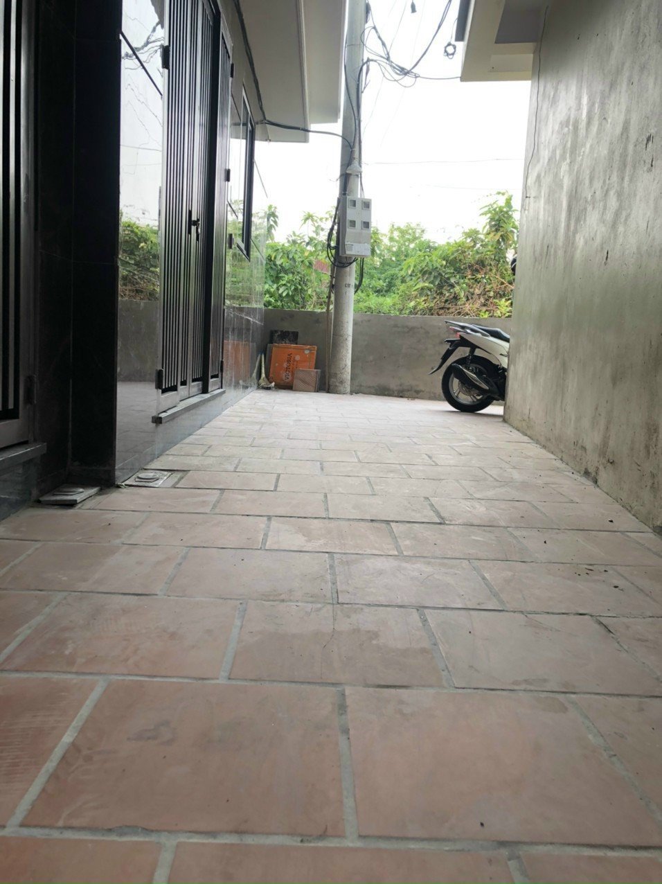 Bán nhà Hà Đông ngõ đường Mậu Lương, cách đường ô tô 50m, 2.95 tỷ, 40m2, MT 8m, 4 tầng 5