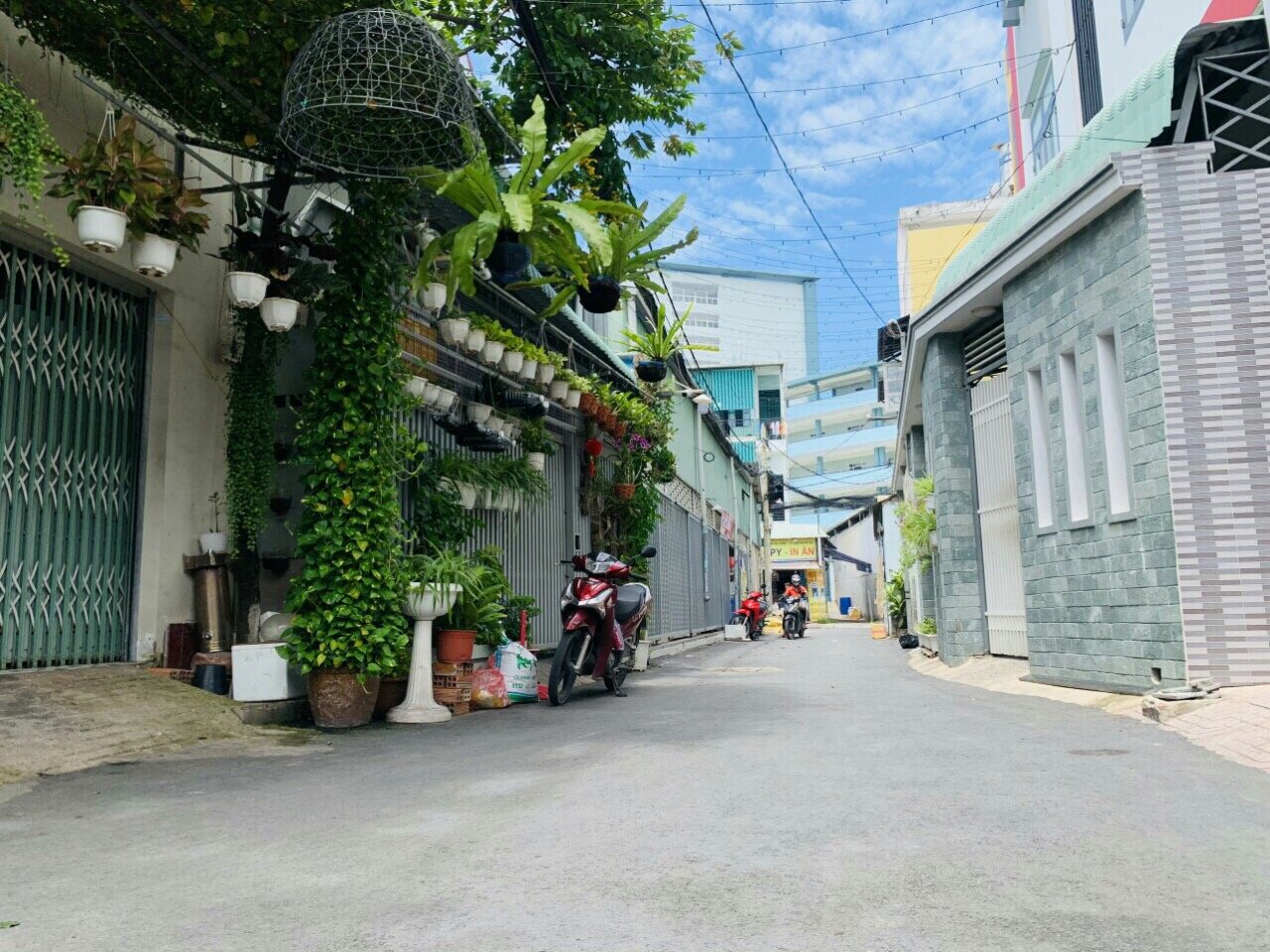 Chính chủ bán nhà cấp 4, nhà hẻm đường 16, Chọn, Diện tích 30m², Giá Thương lượng 5