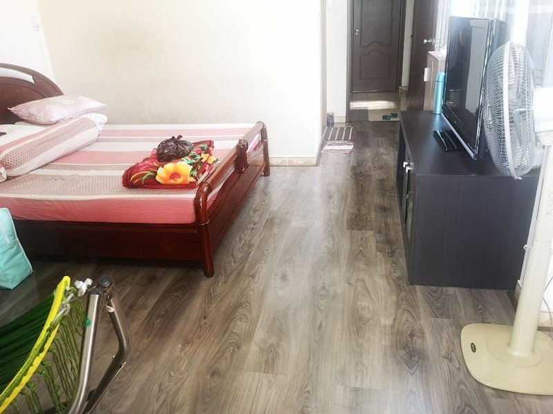 Bán nhà hẻm ô tô Ni Sư Huỳnh Liên, Tân Bình, 70m2, 5 Tầng, giá rẻ