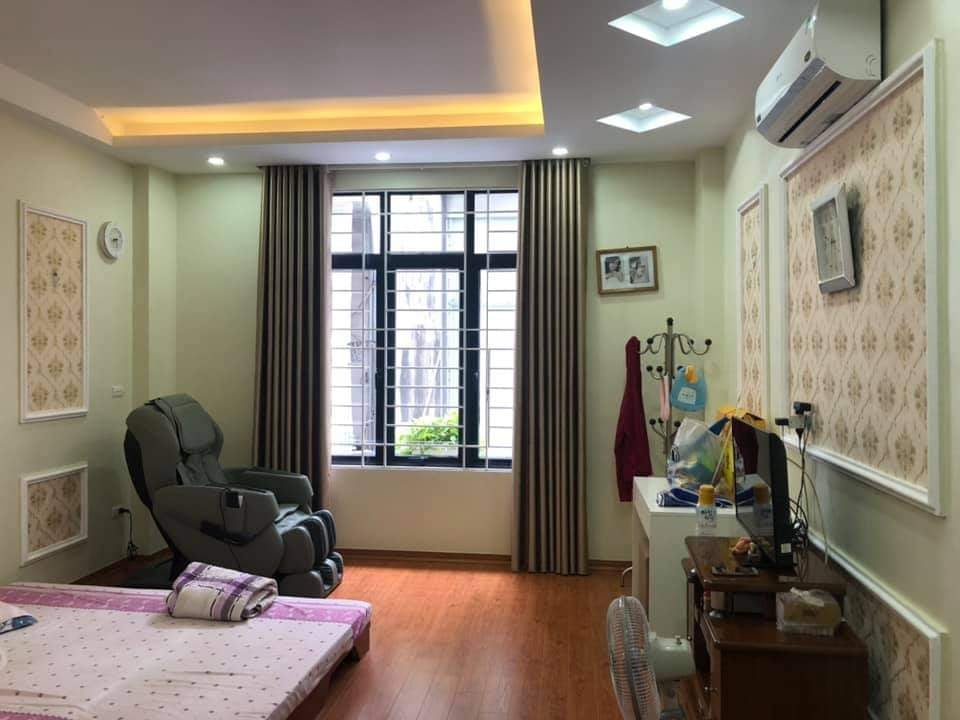 Hiếm quá! Nhà view Hồ Ba Mẫu 41m2 x 5 tầng phân lô, ô tô đỗ cửa, full nội thất nhỉnh 4 tỷ 5