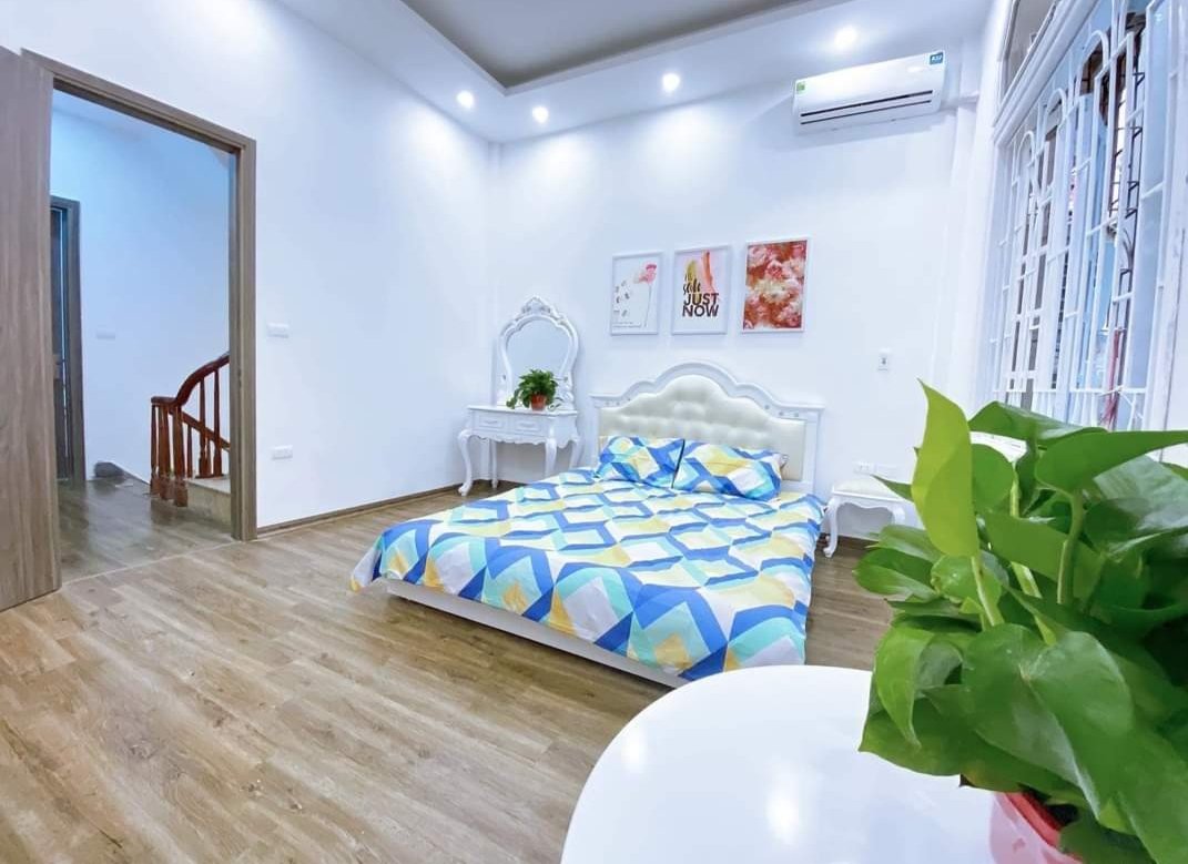 Cần bán Nhà ở, nhà cấp 4, nhà hẻm đường Nguyễn Khánh Toàn, Phường Quan Hoa, Diện tích 90m², Giá 12.9 Tỷ 3