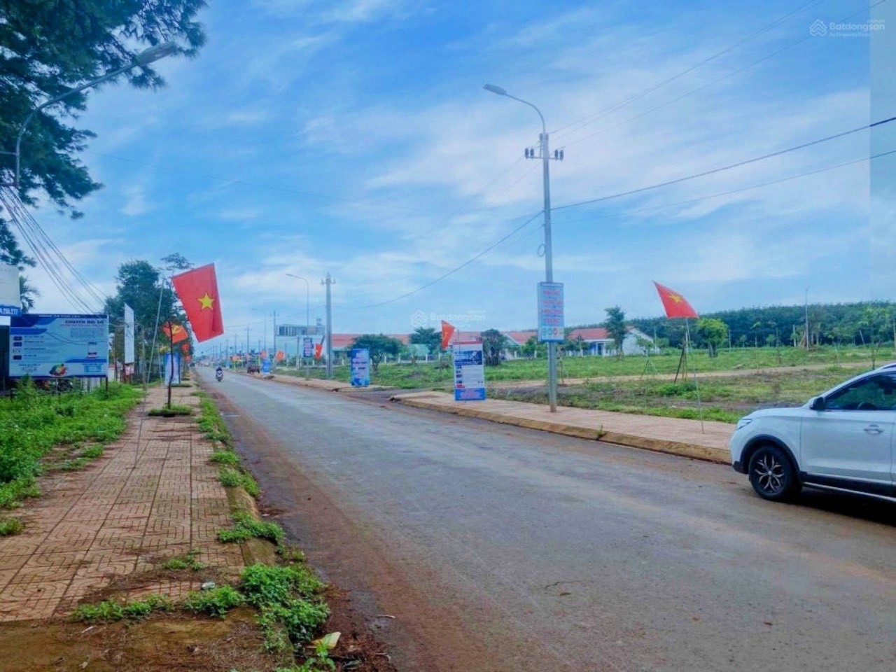 Đất nền trung tâm hành chính KDC Phú Lộc – Phía đông Buôn Mê Thuột