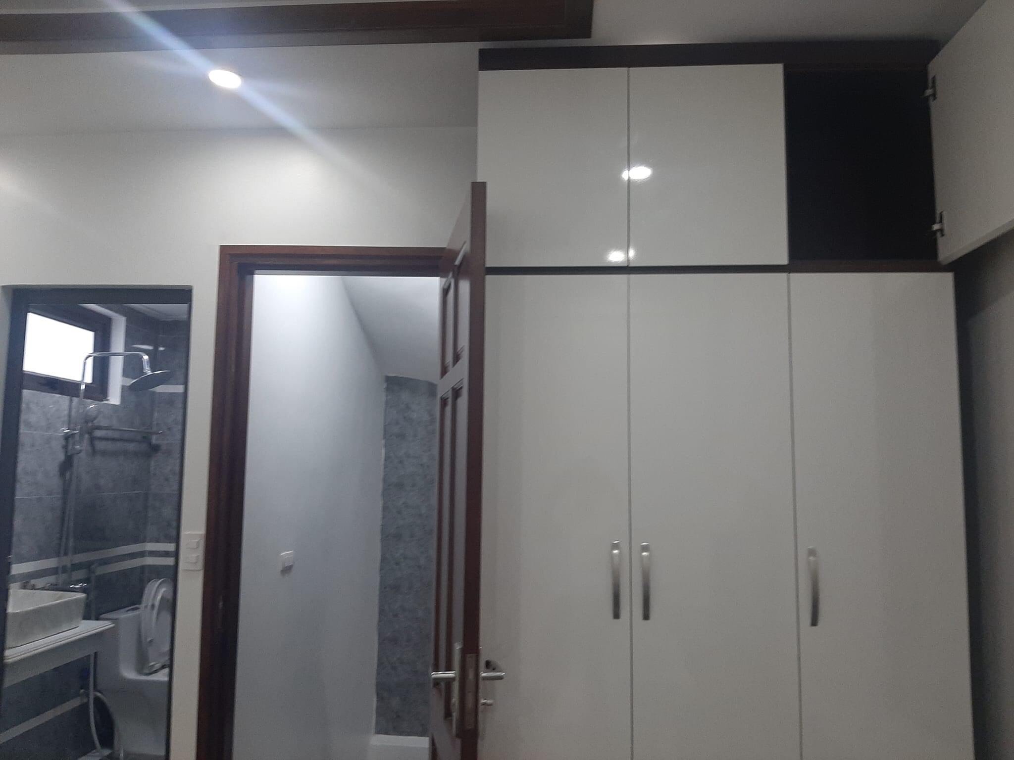 Cần bán Nhà mặt tiền đường Kim Mã, Phường Kim Mã, Diện tích 140m², Giá 05 Tỷ 4