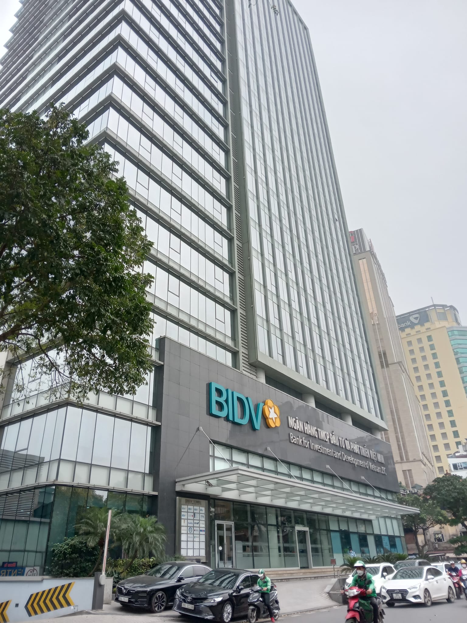 Vị trí kim cương bán tòa nhà 8 tầng mặt phố Quang Trung, Hoàn Kiếm DT 200m2, mặt tiền 10m 1