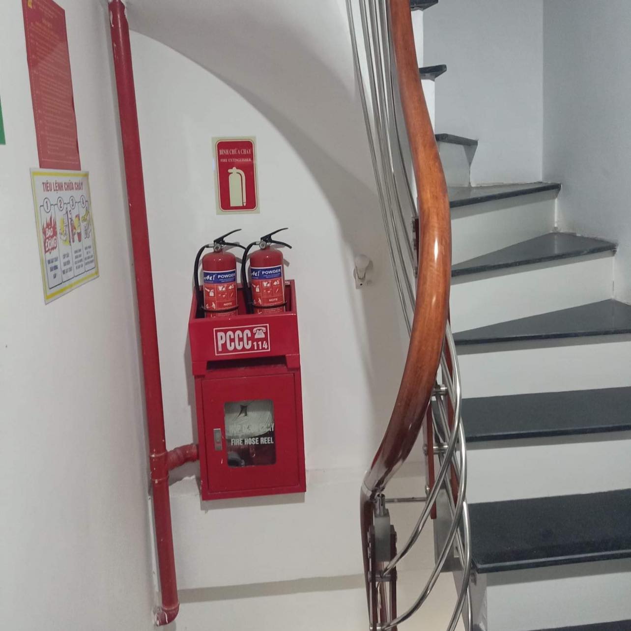 Tòa nhà dịch vụ 6 tầng thang máy hai mặt tiền trước sau Giang Văn Minh, Ba Đình, 9 căn hộ khép kín 1