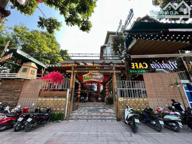 Bán nhà mặt phố Hồng Tiến, Bồ Đề, vỉa hè kinh doanh sầm uất, 520m, mặt tiền: 12m, 150 tỷ 1