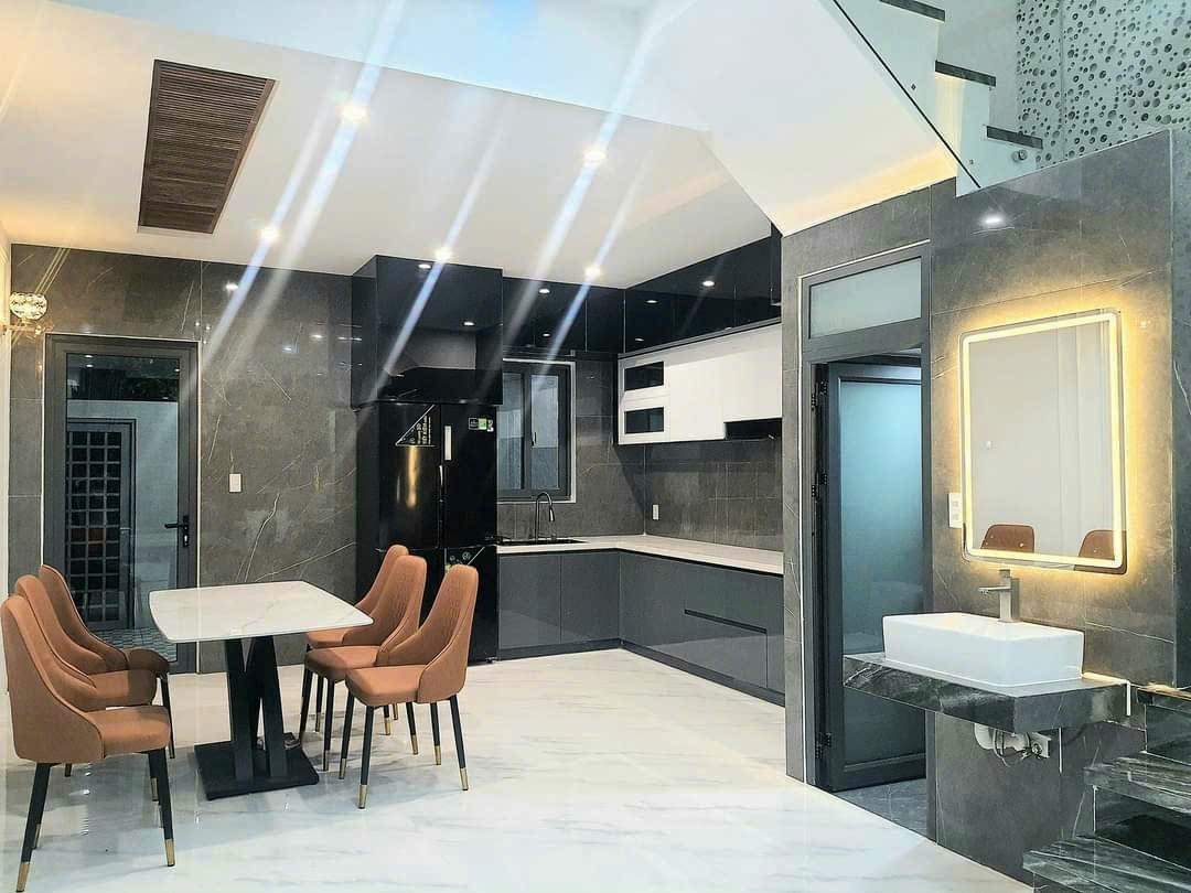 SIÊU PHẨM -  Nhà 3 Mê LỔ GIÁNG 24 - Gần Showroom Tiến Thu 2