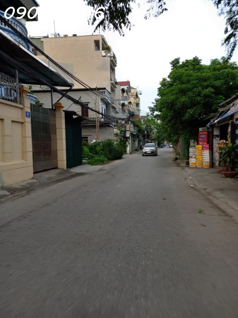 Bán đất Tư ĐÌnh, Long Biên, phân lô quân đội, ô tô vào nhà, hàng xóm MInh Tâm,gần Cổ Linh, nhỉnh 7 2
