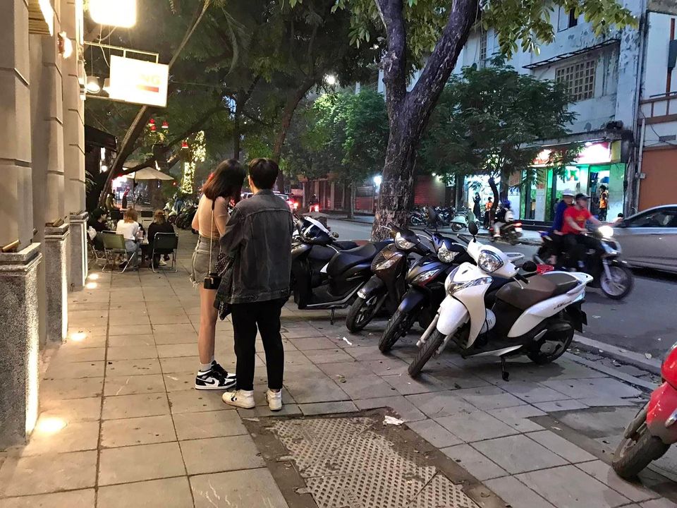 Hàng Hiếm Phố Cổ - Bán mặt phố VIP Nguyễn Khắc Cần - Hoàn Kiếm 1