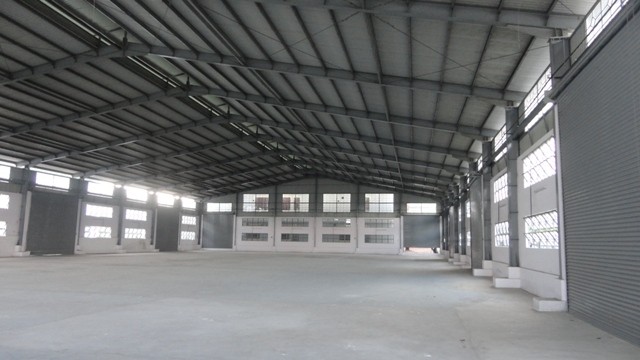 Bán đất nhà xưởng, KCN Quất Động Hà Nội DT 2500m2 đất, có xưởng 2