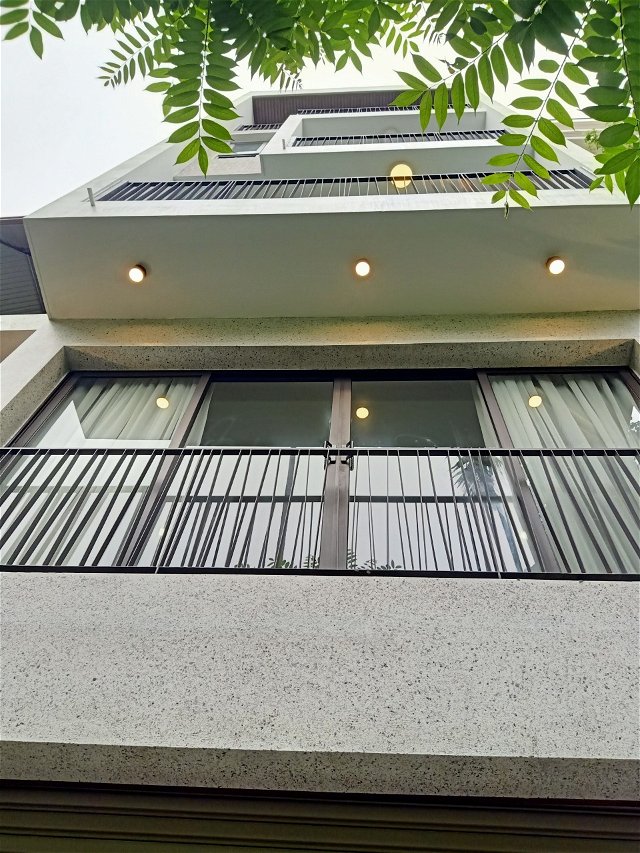 Bán nhà VÕ CHÍ CÔNG- oto tránh –thang máy- kinh doanh–68m X 7 tầng 14.1 TỶ 1