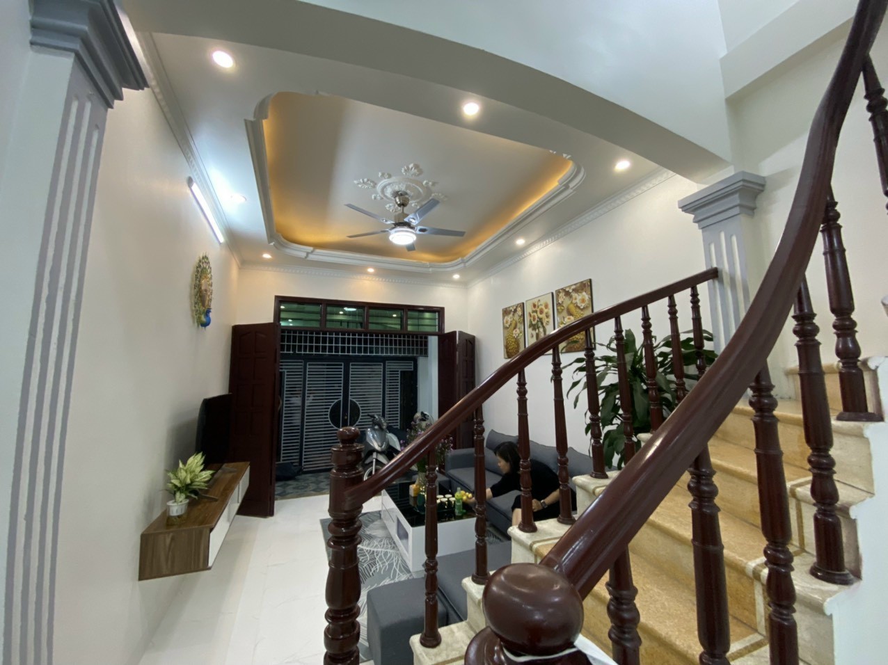 Cần bán Nhà ở, đường Nguyễn Văn Linh, Phường Tân Thuận Tây, Diện tích 375m², Giá Thương lượng 3