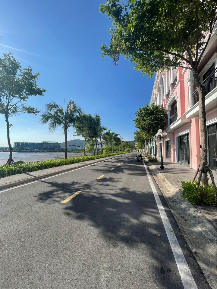 Bán căn Liền kề Harbor Bay Lô Góc view Biển tại Bán Đảo 2, trung tâm Bãi Cháy, Hạ Long Xanh 4