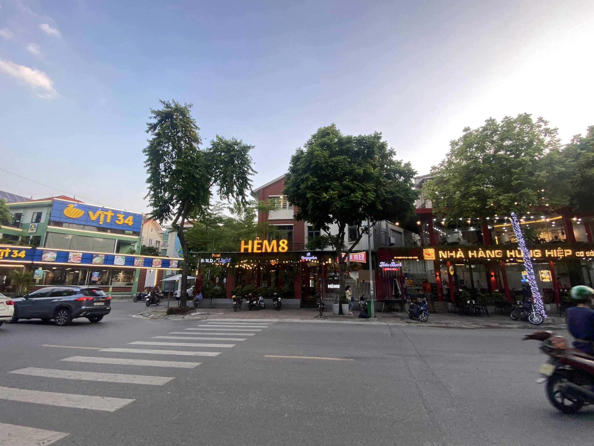 Cực hiếm mặt phố Nguyễn Văn Lộc, Hà Đông, 300m2 , Lô góc, vỉa hè, kinh doanh đẳng cấp 2