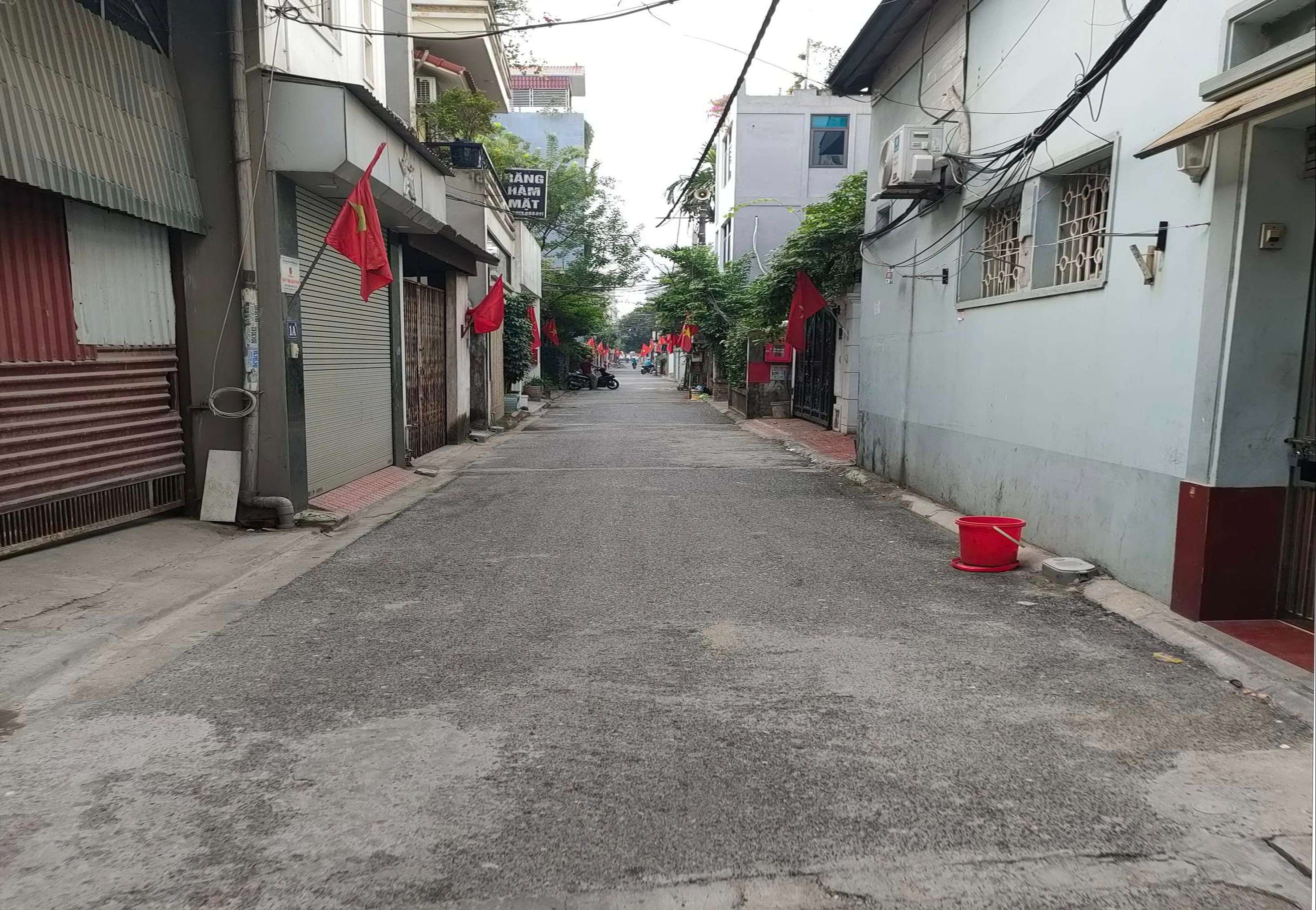 Bán đất Giang Biên, Long Biên, rộng oto tránh gần phố, tiện ích vài bước, 46m, 4 tỷ 2