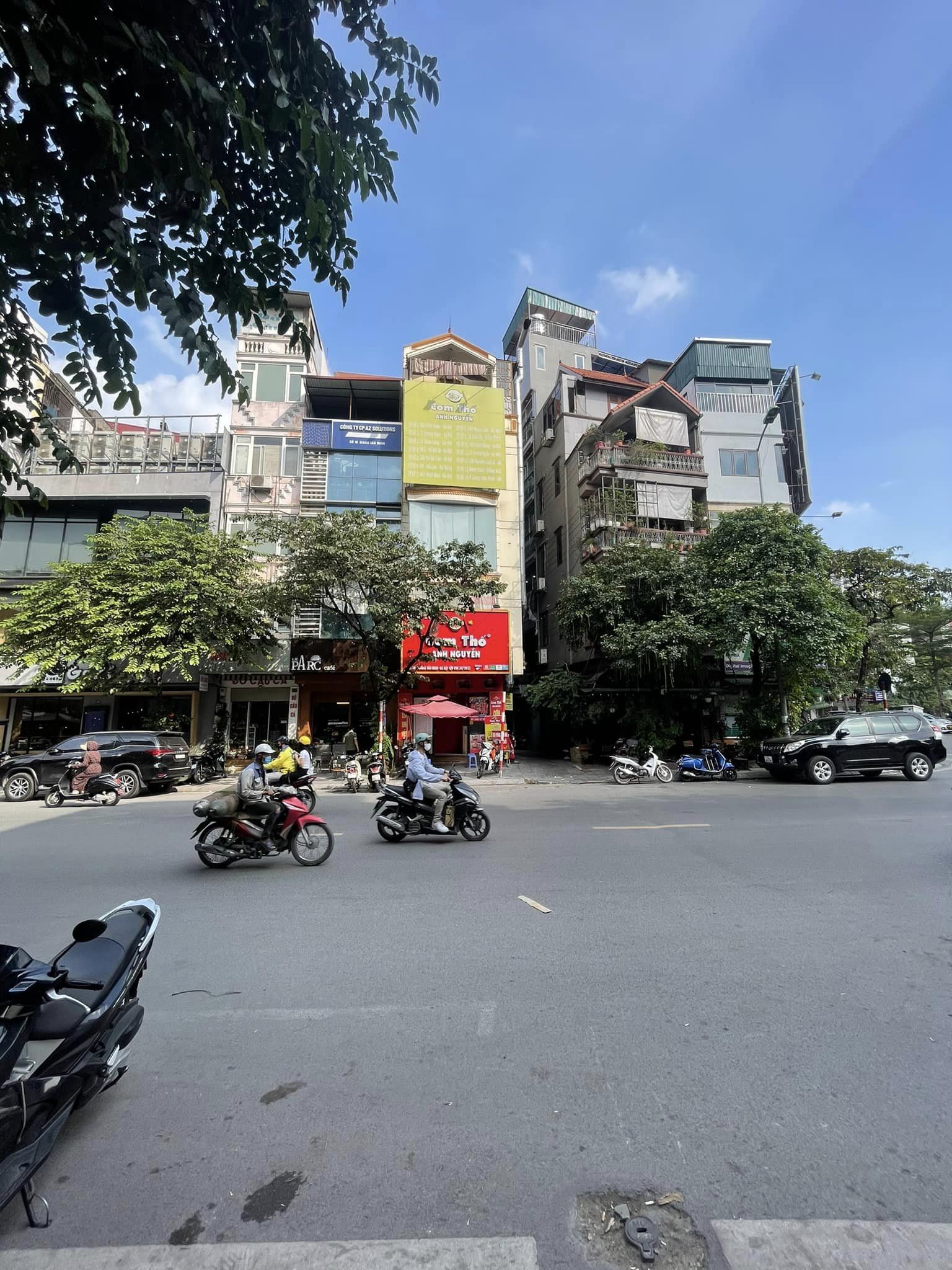 Bán nhà mặt phố Giang Văn Minh, lô góc 2 thoáng, kinh doanh đỉnh, 26m, 5 tầng, MT 4.5m, 14 tỷ 3