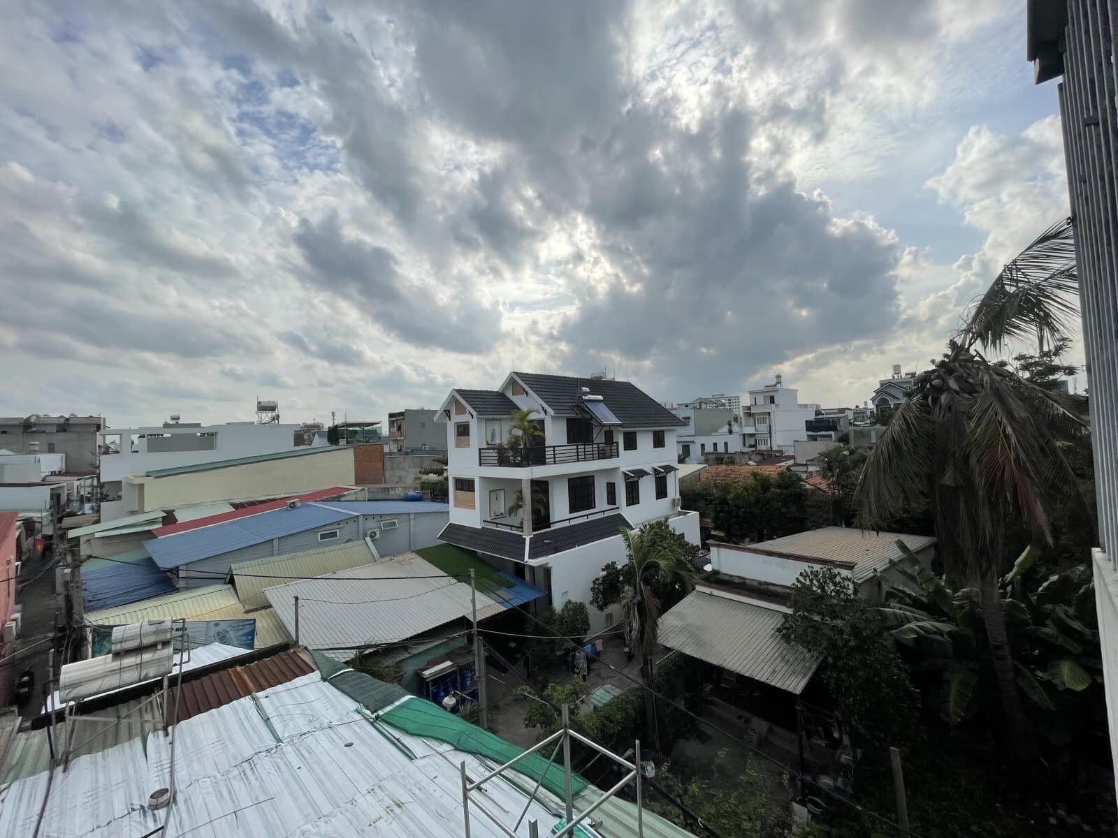 Nhà HXH Khang Điền, Phước Long B, 3 tầng, 5x18m, giá 6 tỷ 5