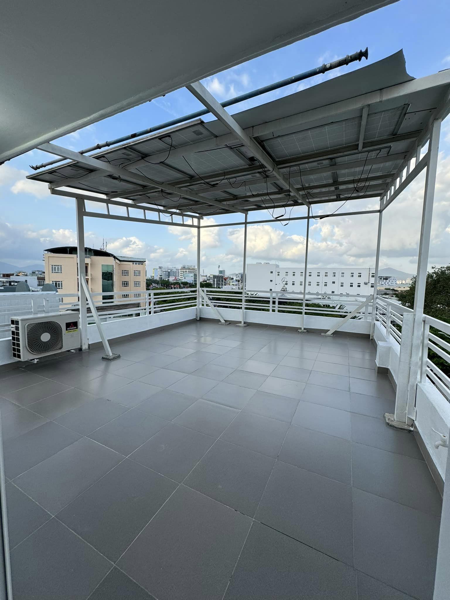 Mặt Tiền Nguyễn Hữu Thọ, 6 tầng, gần Sân bay, 9.3 tỷ 5