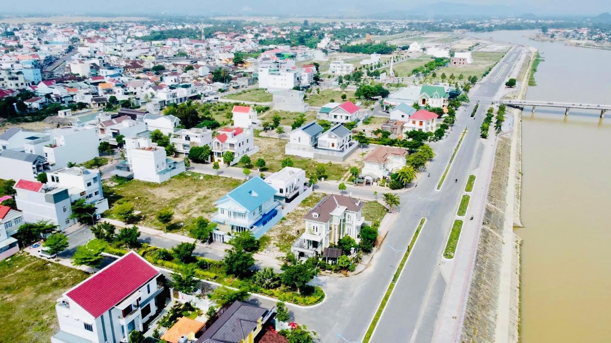 Bán lô biệt thự sát sông kđt Nam Sông Cái, Diên Khánh, Khánh Hòa đường 26mgiá rẻ chỉ 14 tr/m2