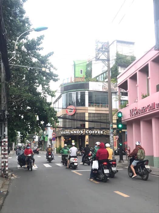 Bán Nhà Nát MTKD Nguyễn Trọng Tuyển, Phường 15, Quận Phú Nhuận