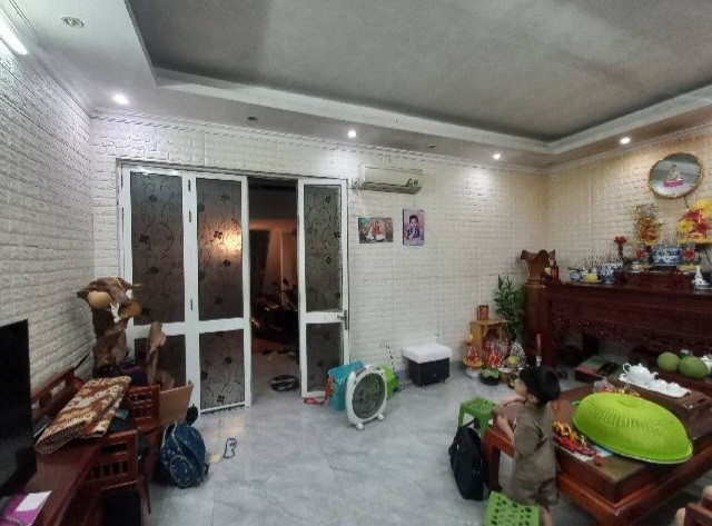 BÁN GẤP NHÀ CHÙA LÁNG – NGÕ THÔNG – GẦN PHỐ - CHO THUÊ ĐỈNH – 91M2, 9 TỶ 2