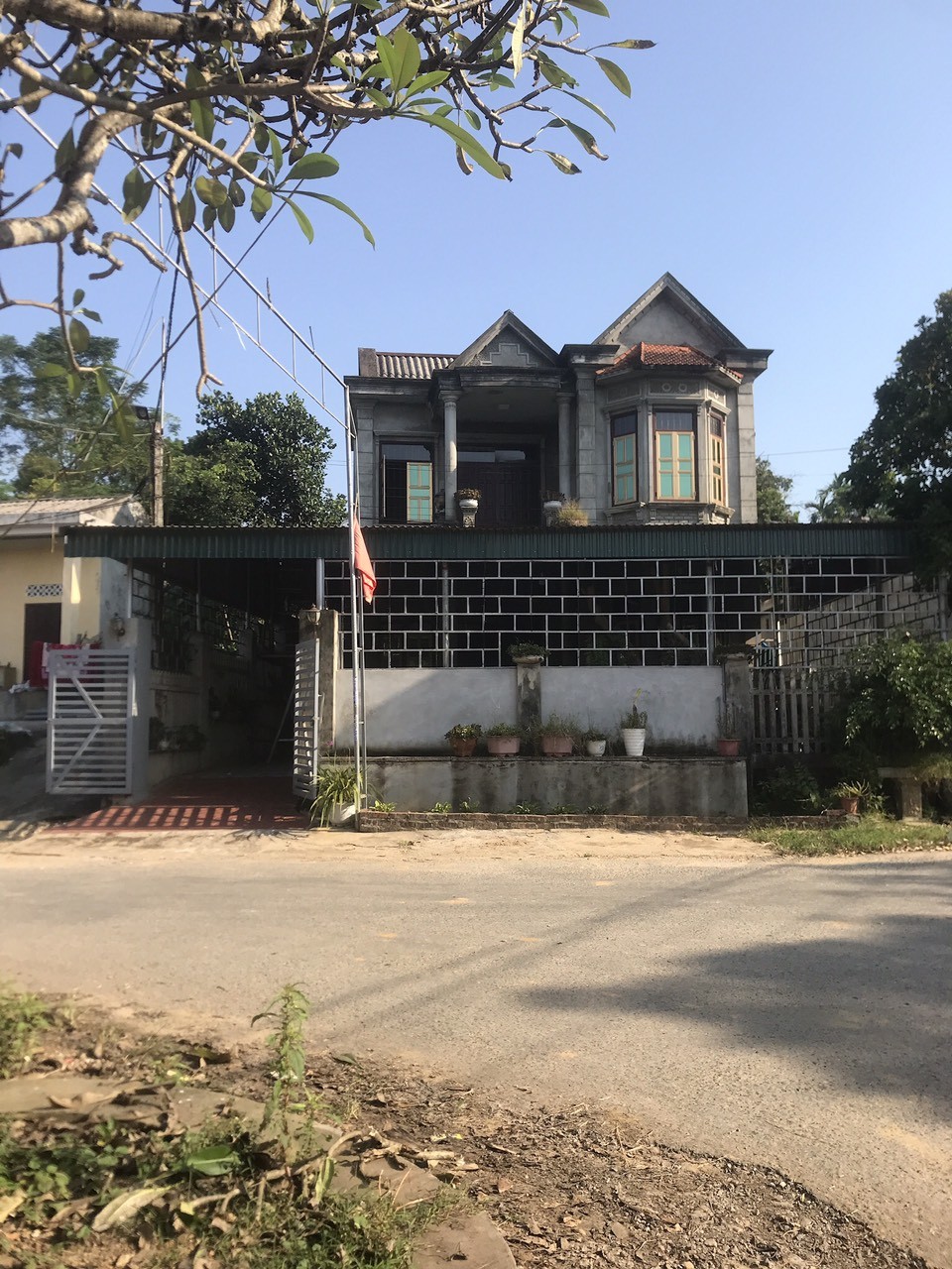Chính chủ cần bán nhanh căn nhà Thuộc khu 4 - Xã Ca Đình - Đoan Hùng - Phú Thọ ( nhà ngay ngã ba 2
