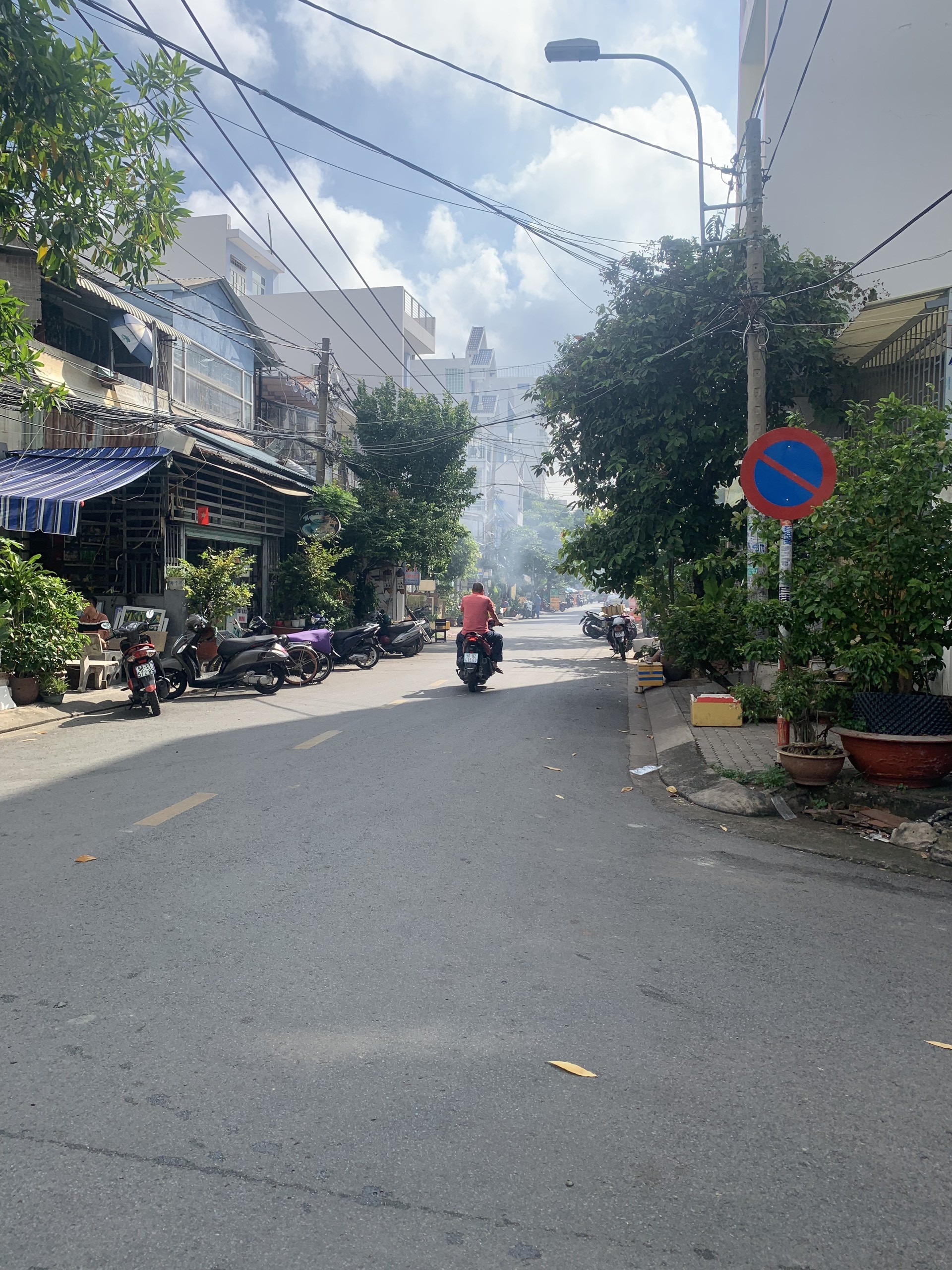 Bán đất góc 2mt 164 đường số 1 P.Tân Phú ,Quận 7 dt 6,4x21m 3