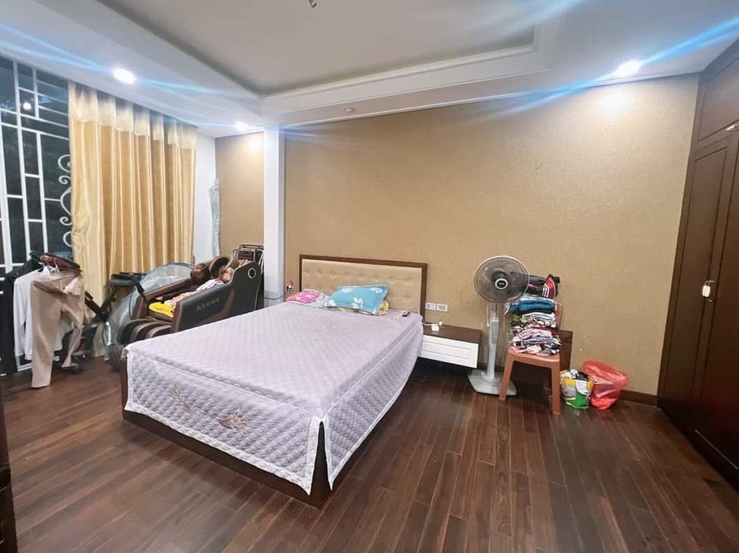 Tôi bán nhà LK8 LK10 khu Hàng Bè, Mậu Lương view công viên 55m2x5T chỉ 7.38 tỷ. LH 0989.62.6116 2