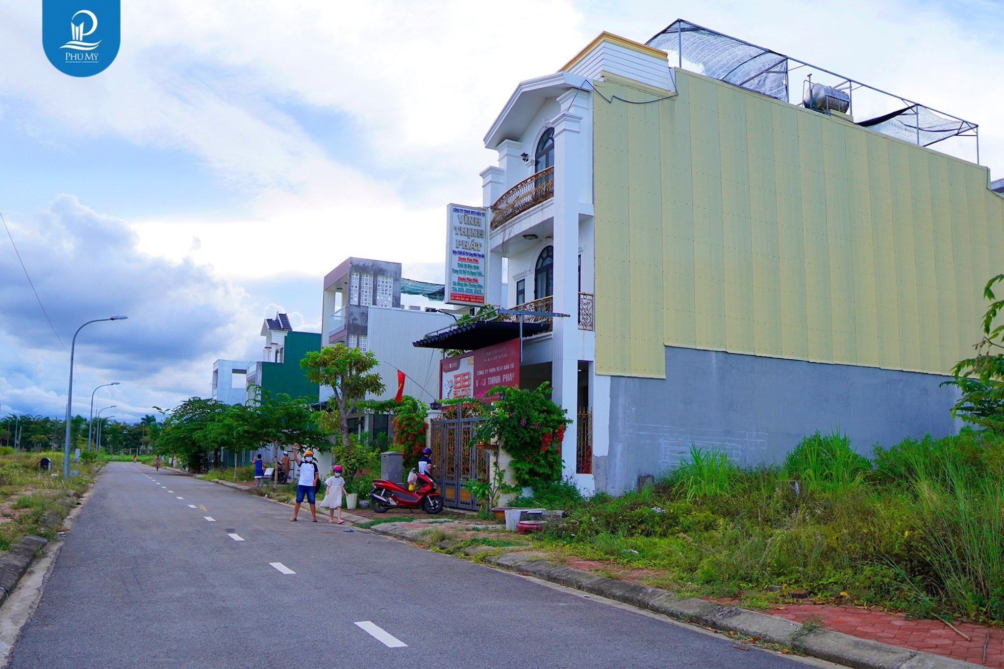 Cần tiên bán nhanh lô đất Khu đô thị Phú Mỹ Quảng Ngãi đường 17.5m giá rẻ 3