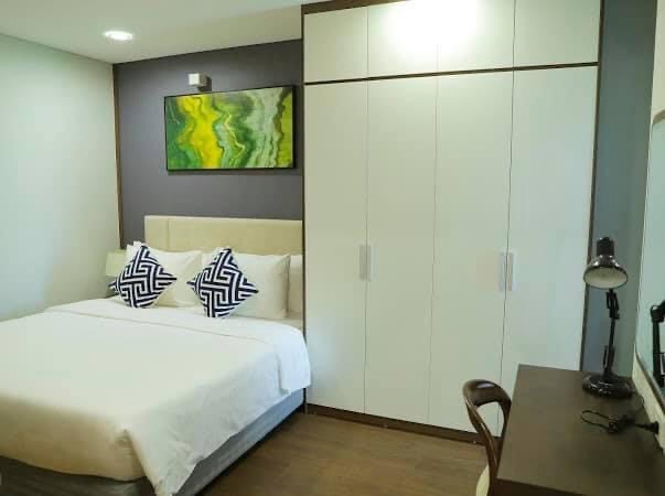 Em cần cho thuê lại căn hộ  khách sạn Ramada Hạ Long, Quảng Ninh. 2 ngủ 2 vệ sinh. 66m2 Full nội 3