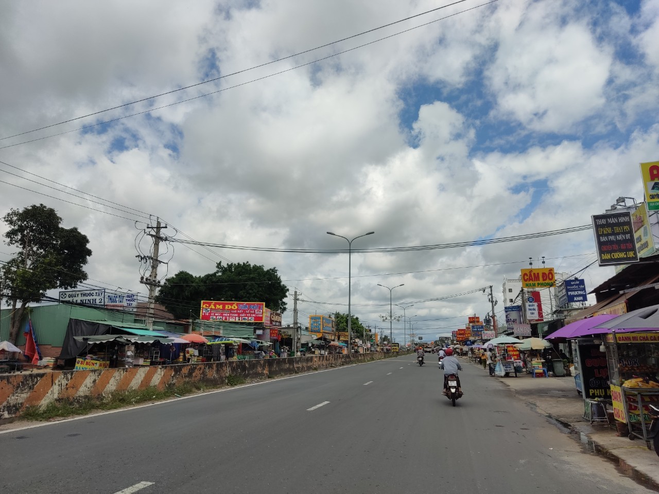 Bán đất trung tâm huyện Bàu Đồn, gần khu Công nghiệp Phước Đông và chợ chiều, dân cư đông đúc, SHR 6