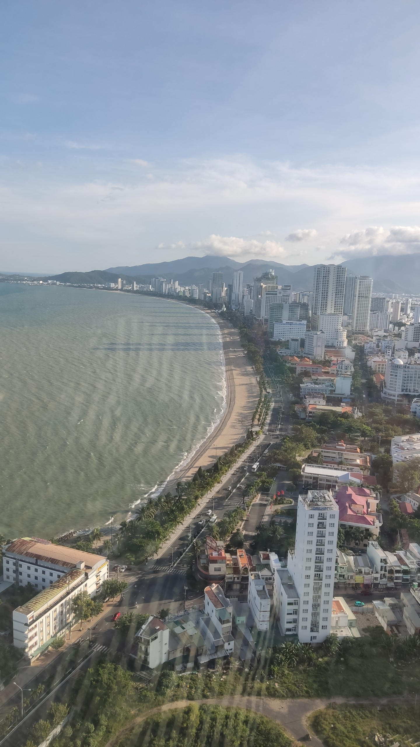 CHO THUÊ CĂN HỘ 2PN MƯỜNG THANG 04 TRẦN PHÚ, NHA TRANG, GIÁ CHỈ  8TR/THÁNG VÀ 800K/NGÀY 6