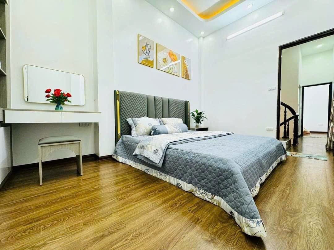 khương trung, Thanh xuân,40m² x 4 tầng,gần phố,mặt tiền rộng, full NT.4.85 tỷ. 4