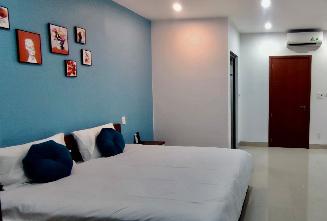Cho thuê nhà 4 tầng 6 phòng ngủ cục đẹp đường Hoài Thanh- Khu Mỹ An gần Cầu Trần Thị Lý 4