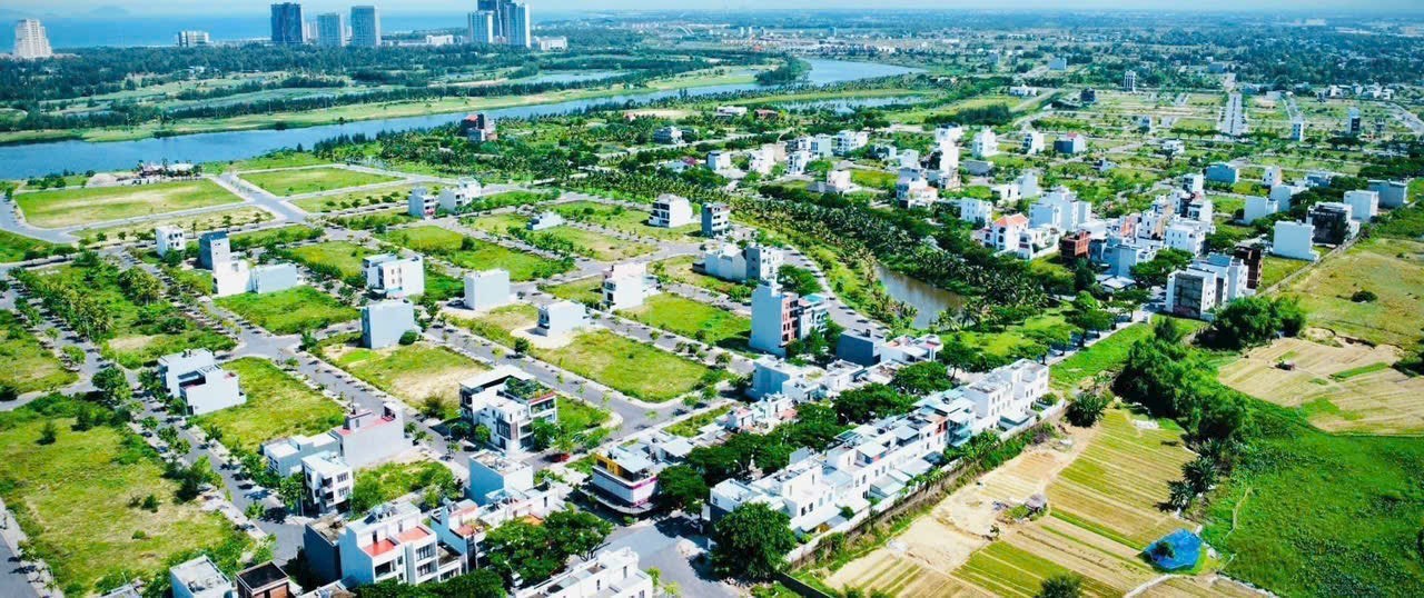 Bán lô 216m2 đất nền biệt thự FPT City Đà Nẵng 2