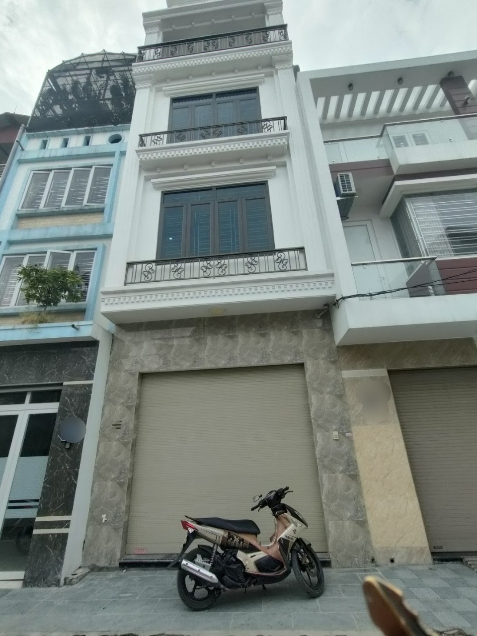 Bán nhà độc lập 4 tầng diện tích 60 M oto tận nhà Ngày chợ Lũng Đằng Hải Hải An 1