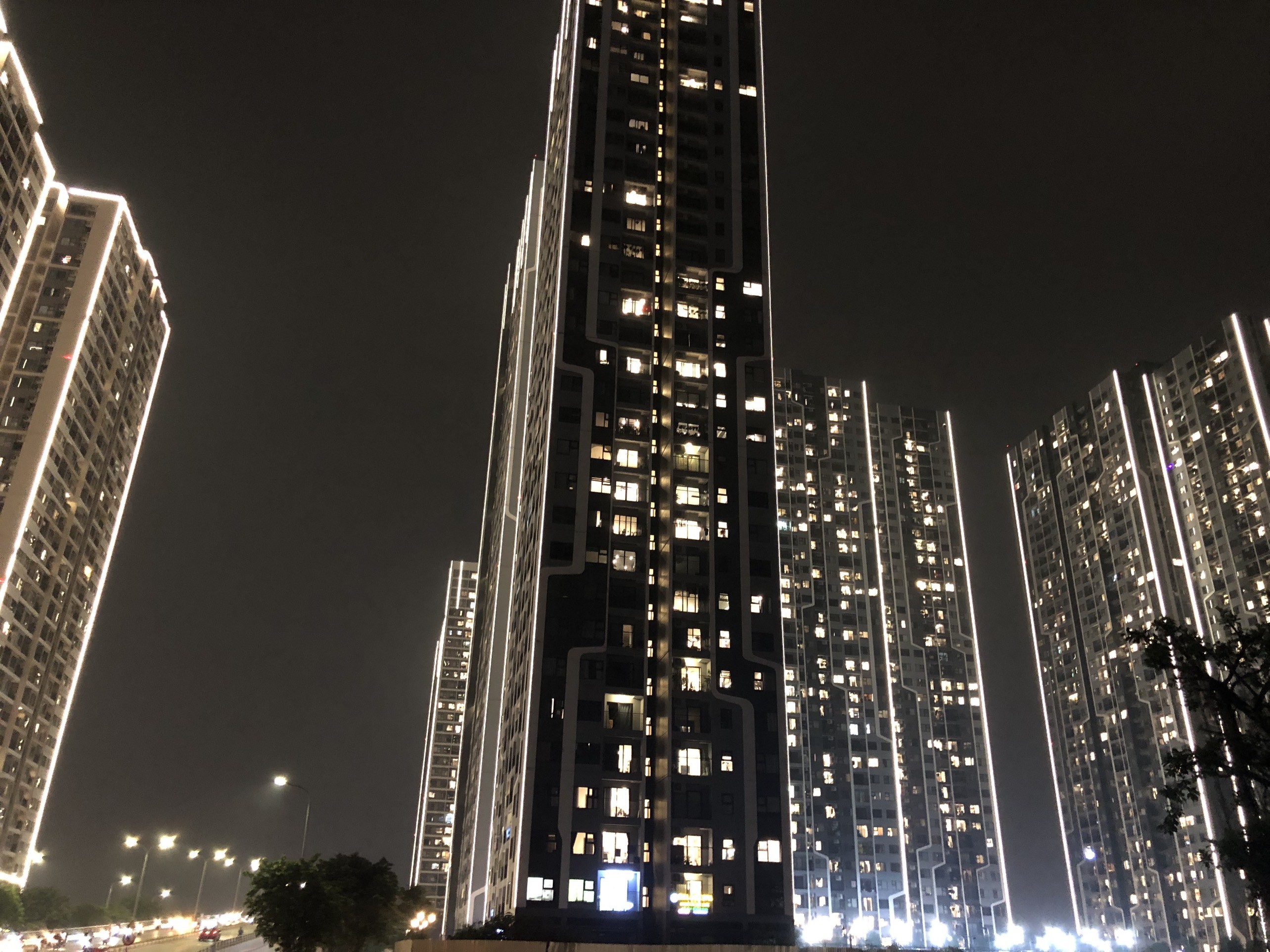 Chính chủ bán căn hộ 2PN rẻ nhất Dự án Vinhomes Smart City giá 1,75 tỷ tầng trung, hướng mát,View 1