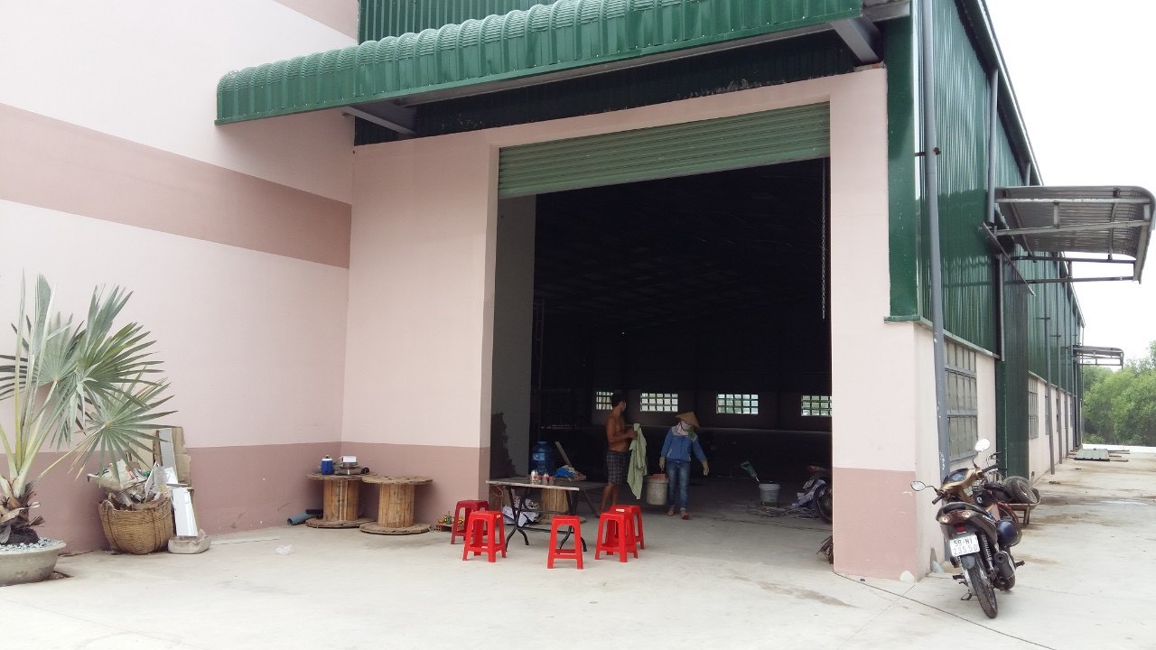Cho thuê nhà xưởng tại Tân Phước Khánh Tân Uyên Bình Dương 2300M2 ,dt 1650m2 ,có PCCC,giá 125 2