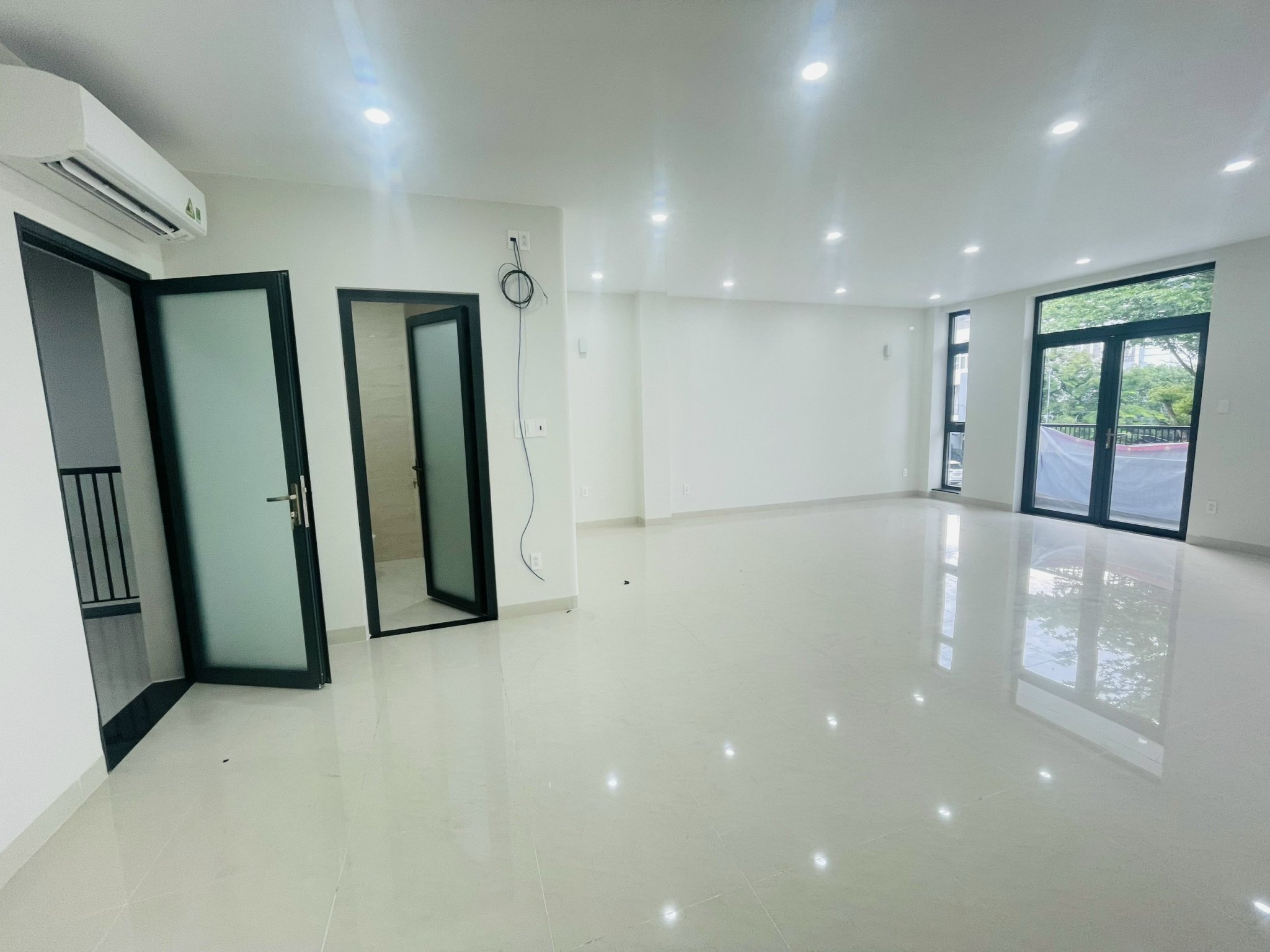 Cho thuê Nhà mặt tiền dự án Khu dân cư Gia Hòa, Diện tích 175m², Giá 45 Triệu/tháng 3